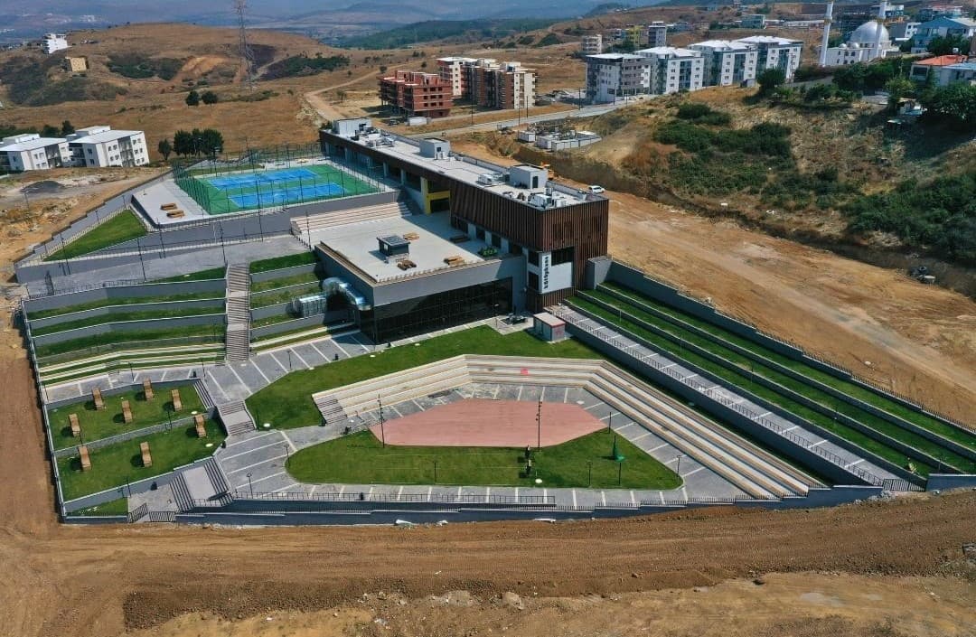 Aliağa Belediyesi Spor ve Yaşam Merkezi — 2
