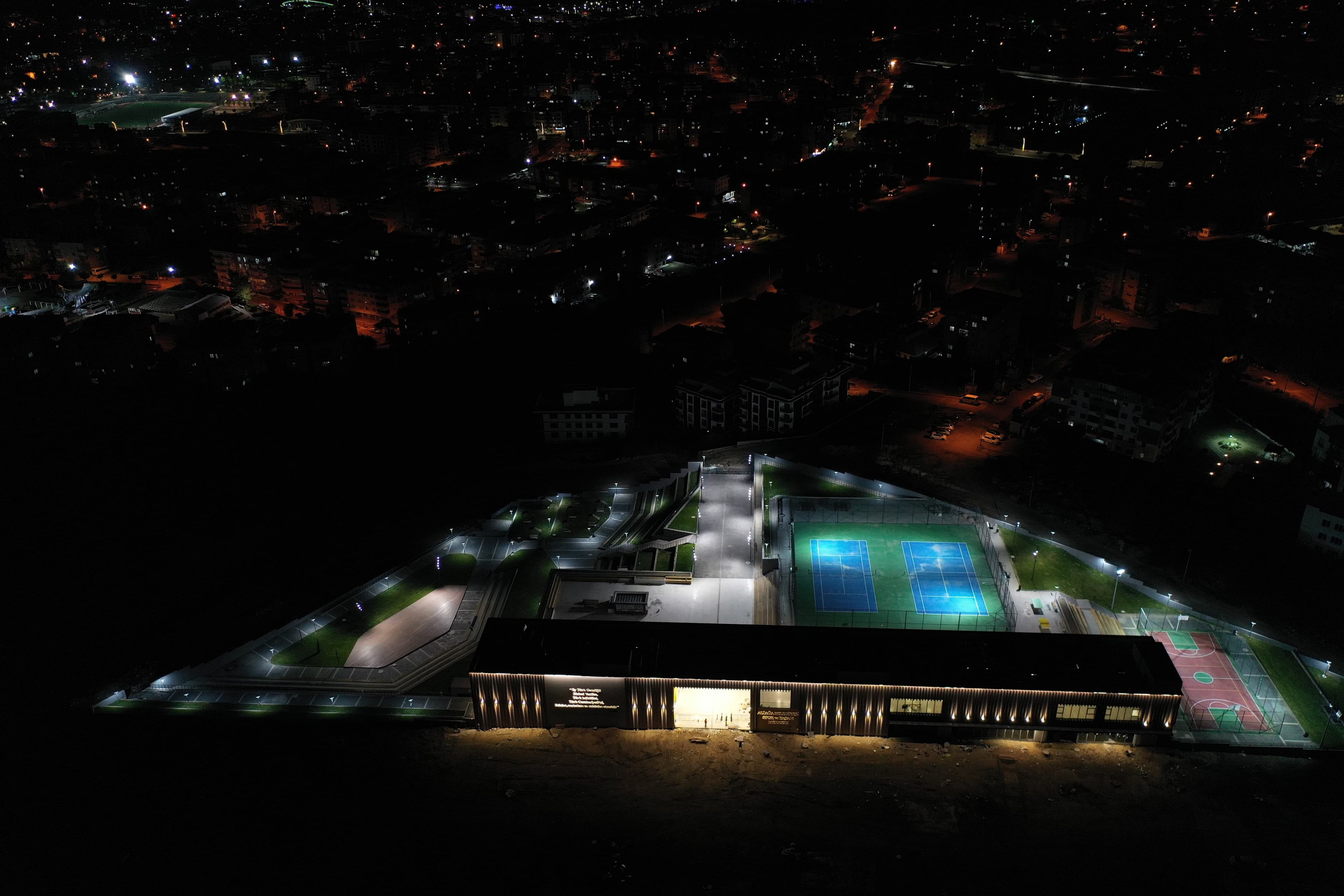 Aliağa Belediyesi Spor ve Yaşam Merkezi — 12